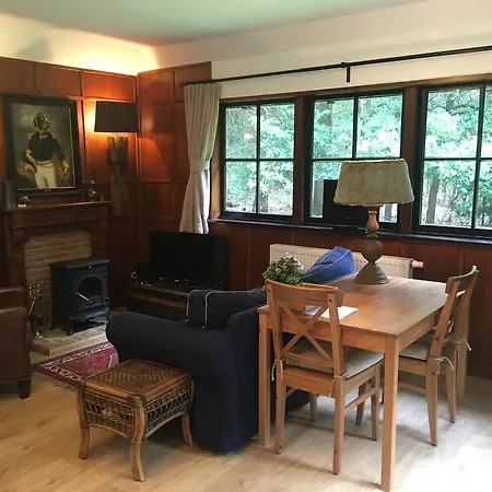 Holiday home Landgoed Dennenholt *