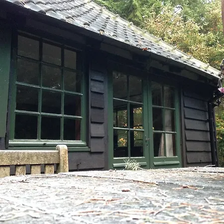 Holiday home Landgoed Dennenholt *
